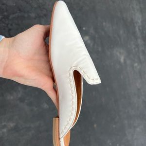 Frye Slides Never been worn 7.5